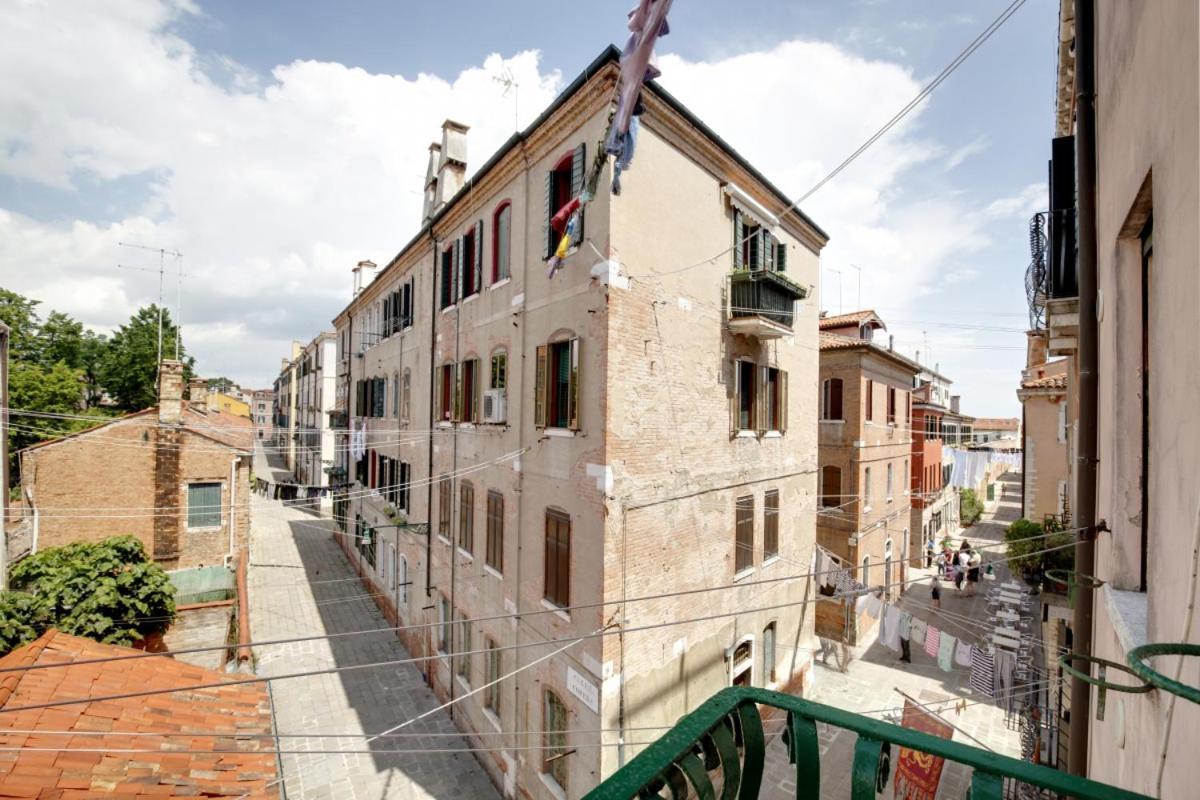 Fenix La Boheme Apartment Венеция Екстериор снимка