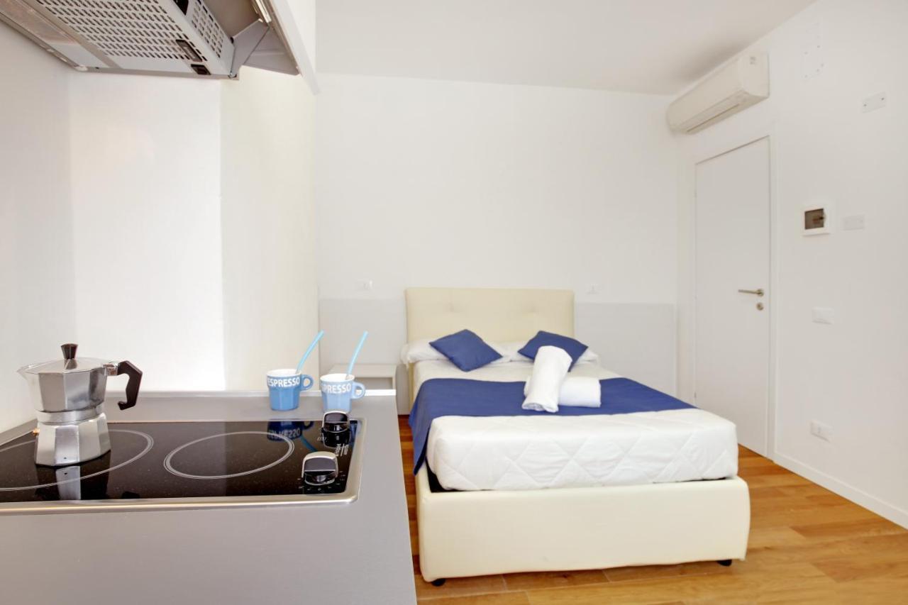 Fenix La Boheme Apartment Венеция Екстериор снимка